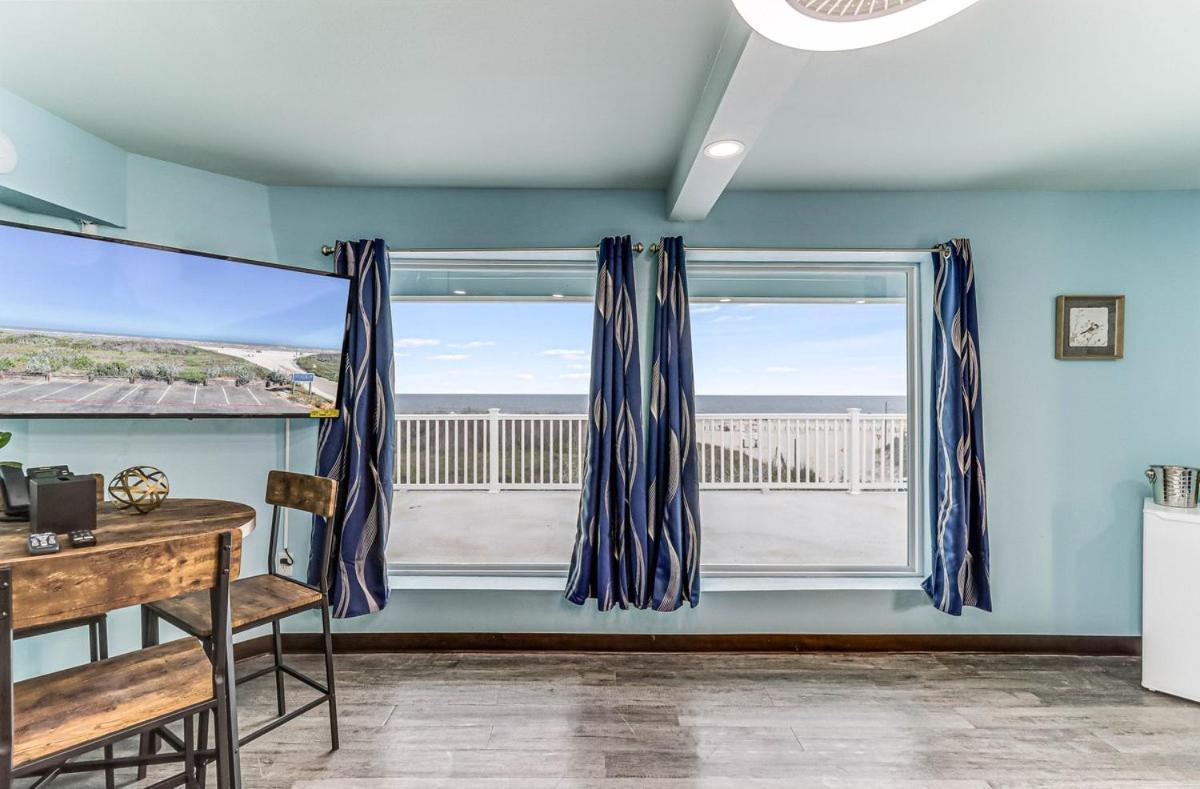 Seaside Boutique Hotel, Waves At Your Doorstep Порт-Аранзас Экстерьер фото